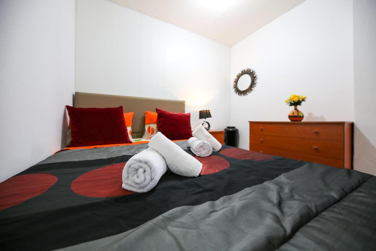 Appartamento Casa da Tia Laura Nazaré Esterno foto