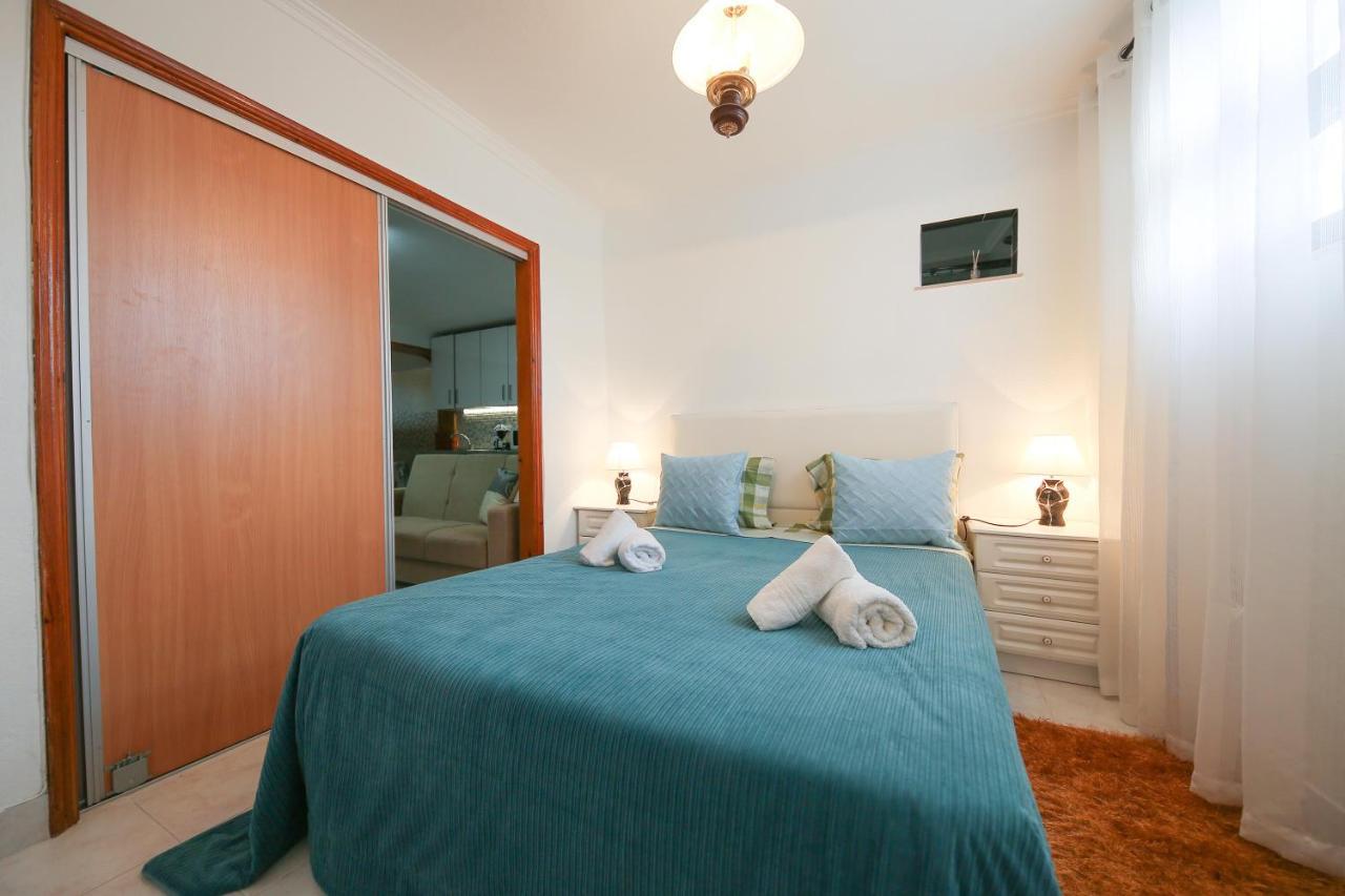 Appartamento Casa da Tia Laura Nazaré Esterno foto
