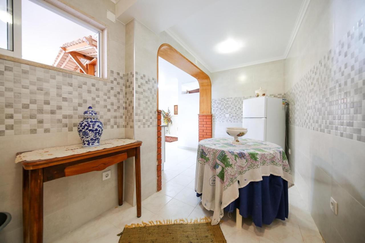 Appartamento Casa da Tia Laura Nazaré Esterno foto