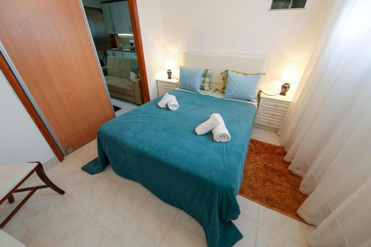 Appartamento Casa da Tia Laura Nazaré Esterno foto